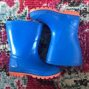 Rain boots for toddler